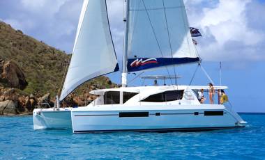 Flotte : Voiliers & Catamarans à Moteur