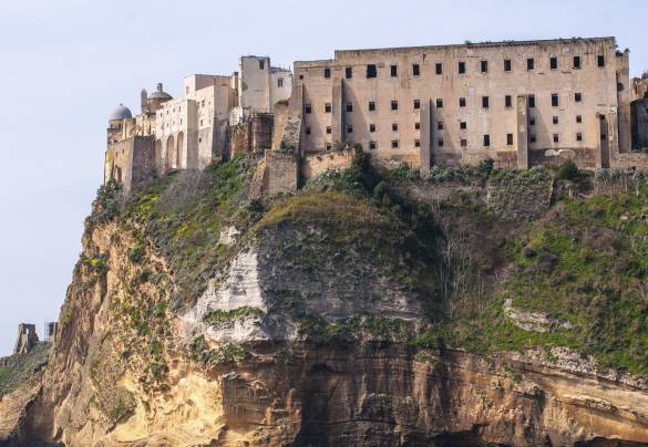 The Moorings Yachtcharter Sicily